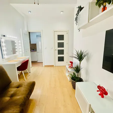 Apartamento Muy Centrico - Entre Palacio Real Y Plaza Mayor Madrid Exterior photo